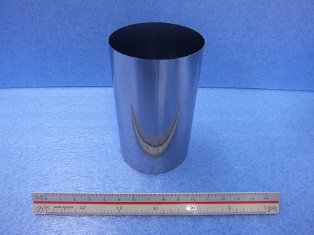 タンタル溶接パイプ　板厚0.2ミリ、外径60ミリ